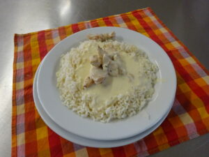 Kuřecí kousky v sýrové omáčce - Obrázek 2